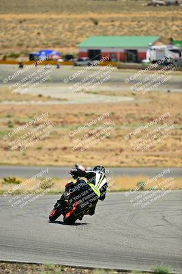 media/Apr-13-2025-TrackXperience (Sun) [[fb1ef998a6]]/Level 2 (Intermediate)/Turn 2 (Session 5)/